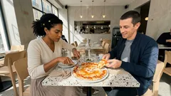 O que pode revelar sobre si o hábito de comer pizza com faca e garfo?